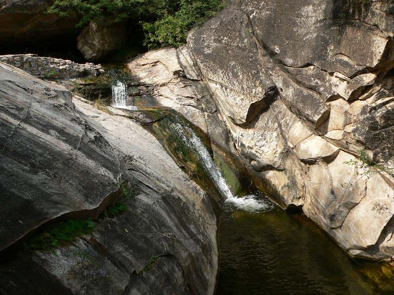 早知京郊有此山,何劳李白登庐山