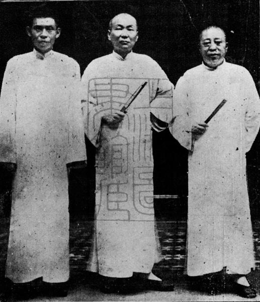 考考你的眼力,三位真正的chinese godfather,你知道他们的名字啵?