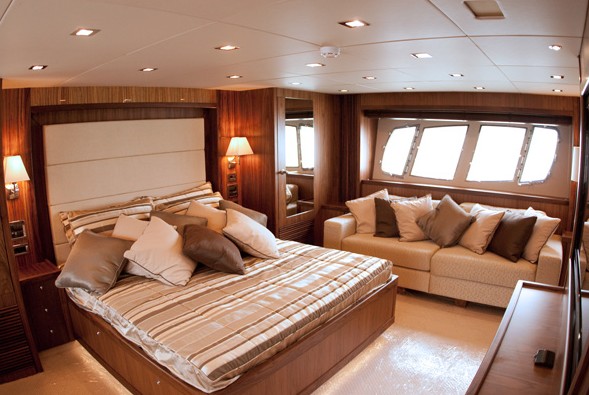 万达2号游艇,7800万定制,全球独有(不信不热)