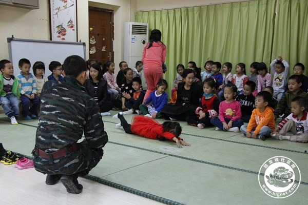 幼儿园消防演练纪实,同大家分享下消防逃生小