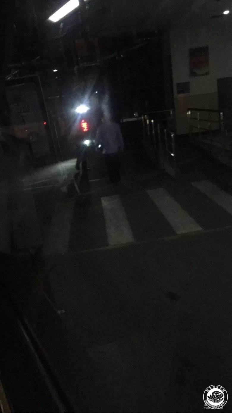 20180514115959_50.jpeg A242341BD7E46F7DAC57D2DAE90FA9428DF625C4_size70_w780_h1387.jpeg