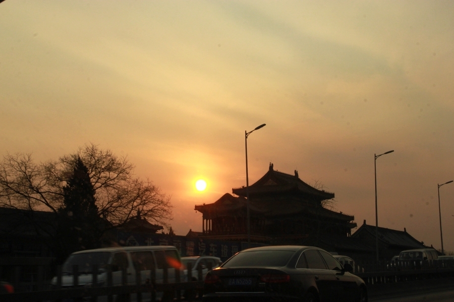 行车路上拍夕阳1.jpg