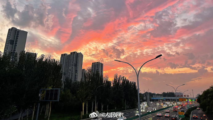 24148402945eeabbc68a9ee8d35af9e4_002uLDeXly1i44dtgd1ckj60j60asjtw02.jpg